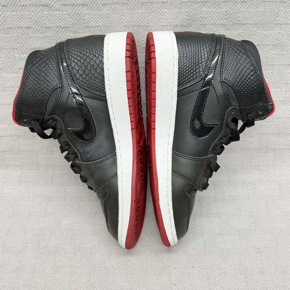 Jordan 1 Retro High Bred Snake (GS) Kids‎ Size 5.5y Black 705300-021